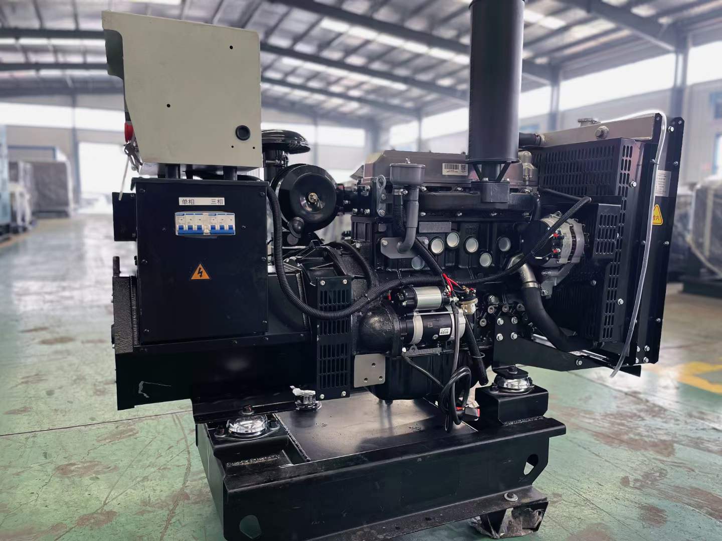 邗江如何降低电感性负载对发电机的影响？