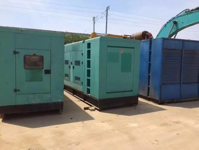 邗江柴油发电机组的电压和功率之间有什么关系？