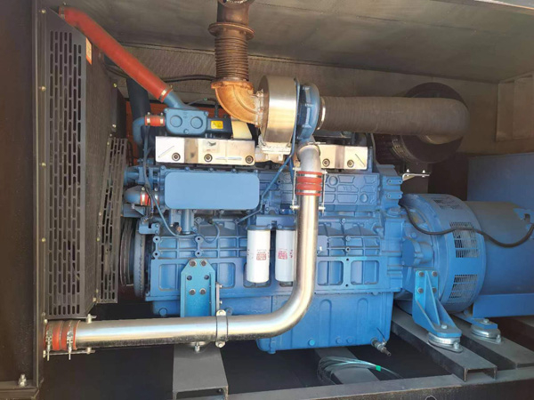 邗江柴油发电机组一般有几种电压输出？