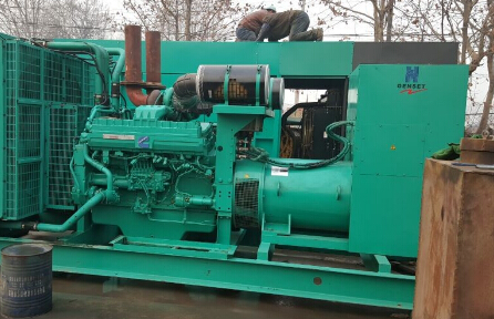 邗江发电机组如何判断水冷式机油散热器内部是否需要清洗？