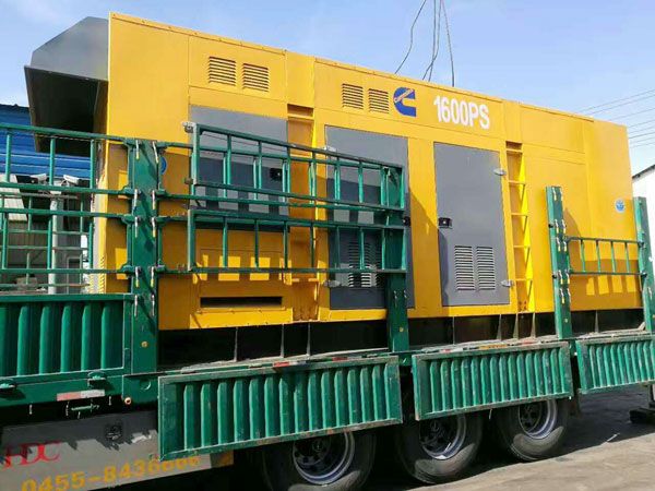 邗江测量水冷式机油散热器密封件尺寸时的注意事项有哪些？